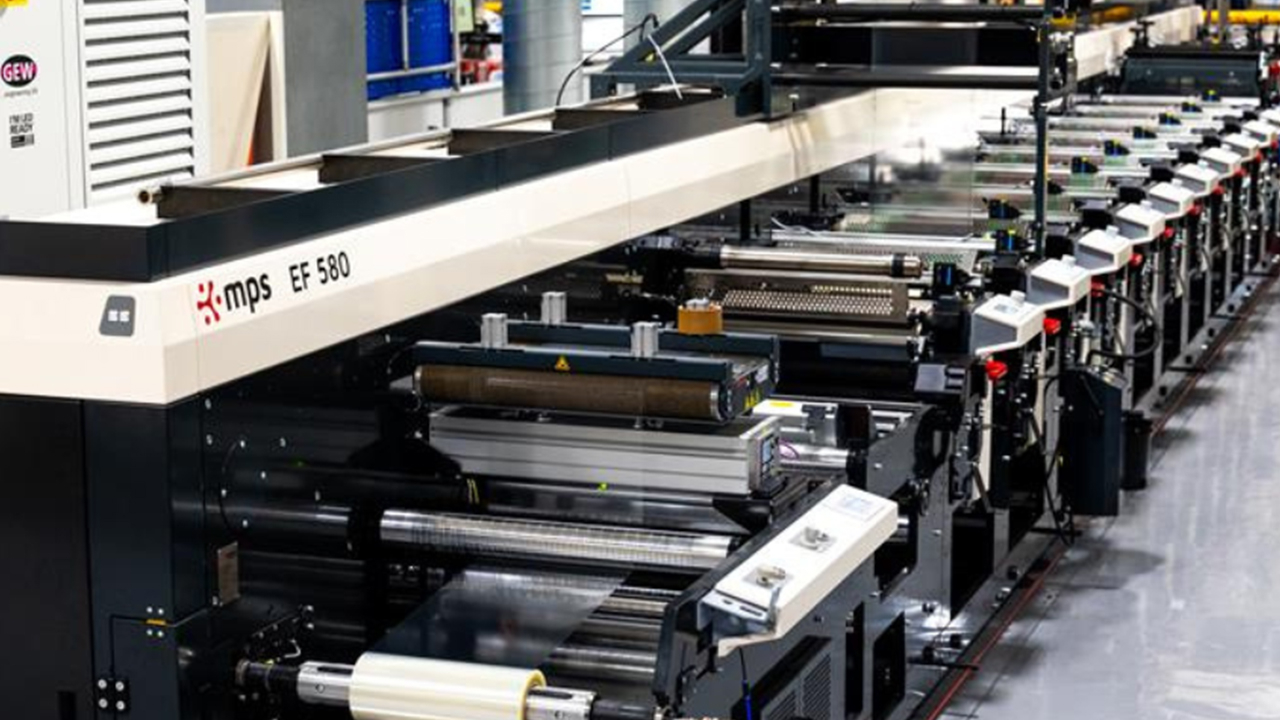 Coveris Invests £1 Million in UK Linerless Labelling to Boost Capacity and Sustainability
