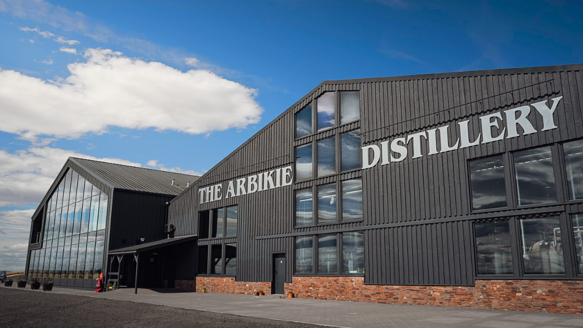 Universities and Arbikie Distillery Team Up for MycoPack – Scotland’s Eco-Friendly Packaging Project
