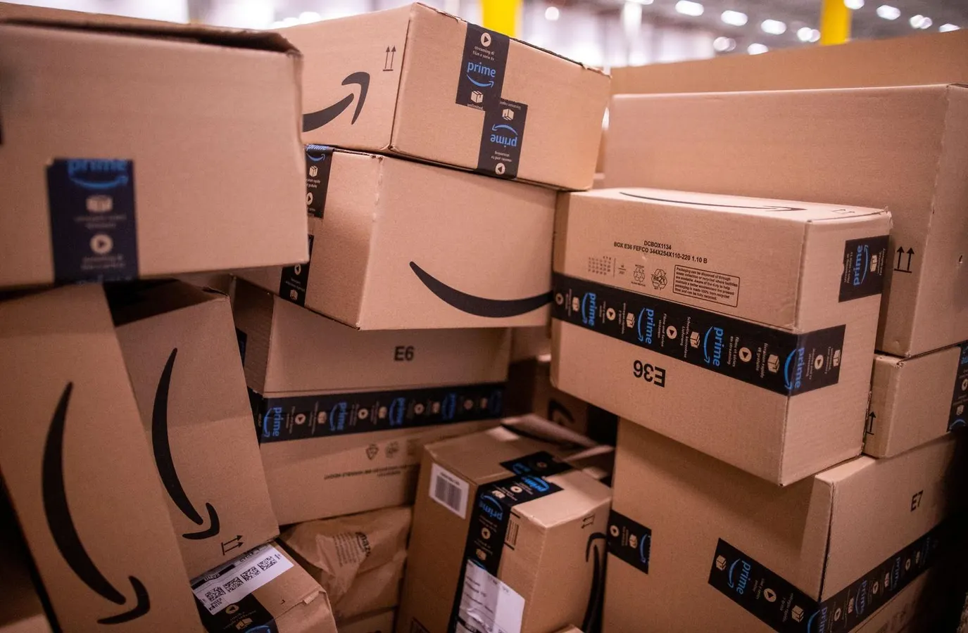 Amazon Pushes Sustainable Packaging with Recyclable Materials and AI Solutions
